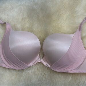 Victoria's Secret Pink T-Shirt Bra with Underwire and Seamless Cups